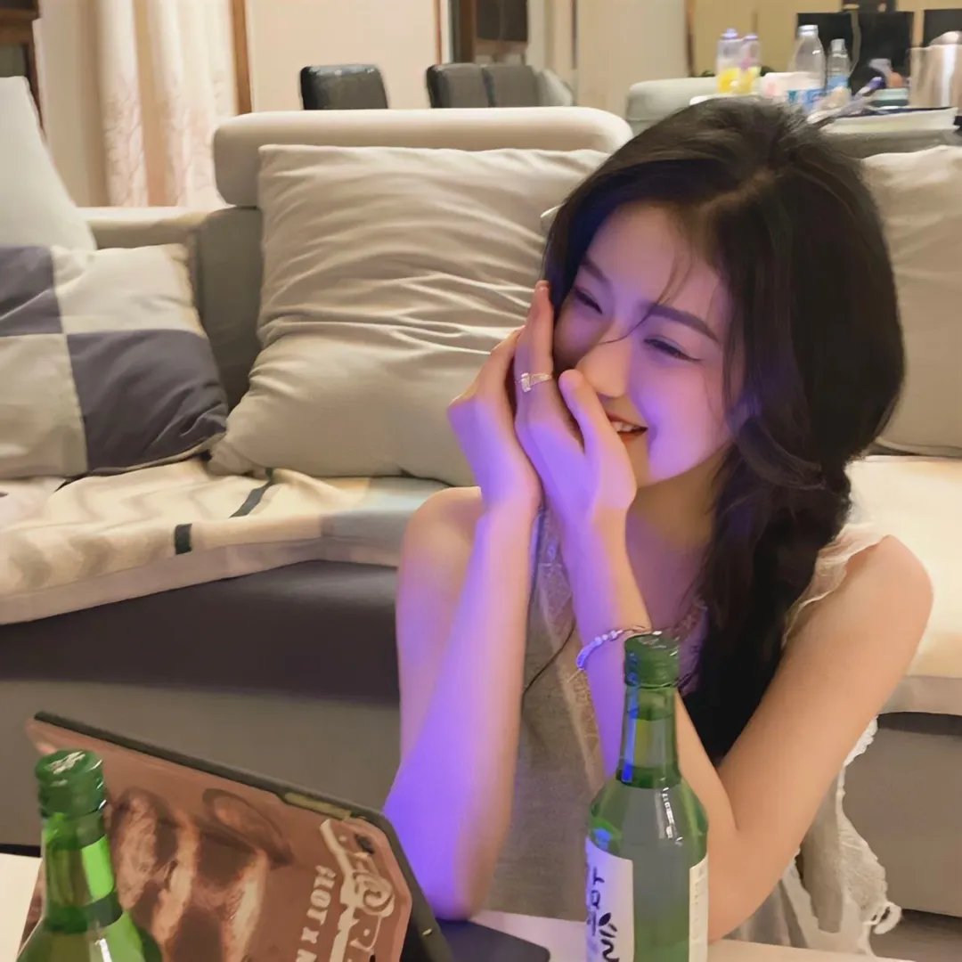 巨蛇闯女校
